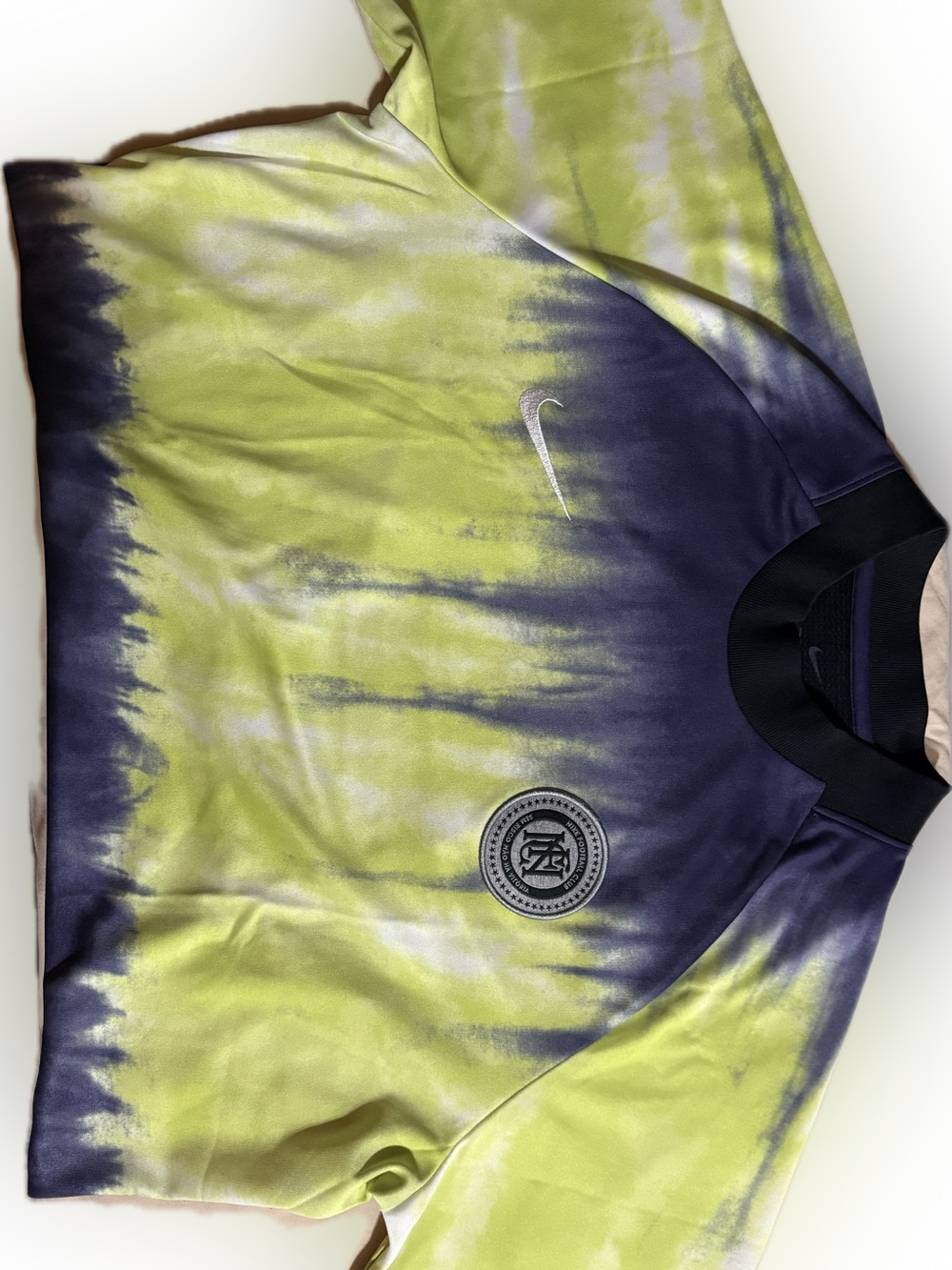 Nike F C Lime Green & Navy Tie-Dye Short Sleeve shirt. Size Medium